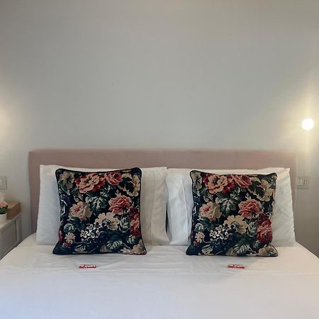 Appartamento Regina Milano In Melegnano - Wifi, Breakfast Box And Terrace Esterno foto
