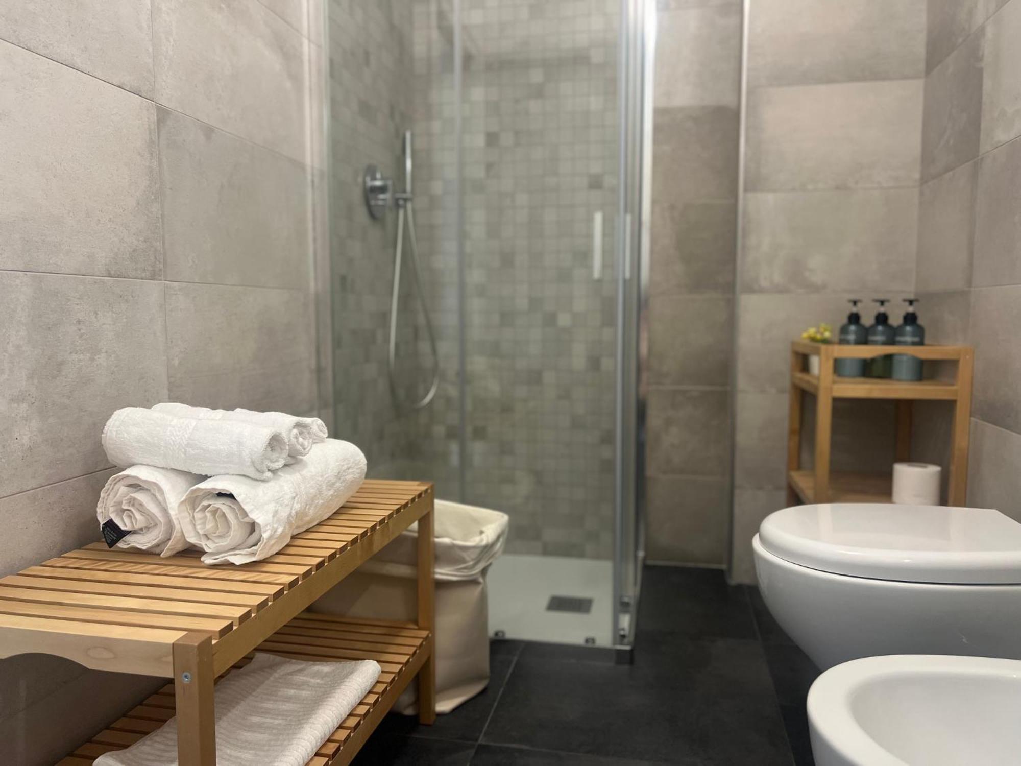 Appartamento Regina Milano In Melegnano - Wifi, Breakfast Box And Terrace Esterno foto